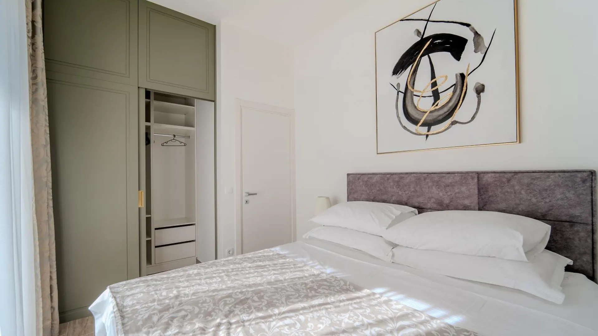 Citypoint Residence Zadar 0*,